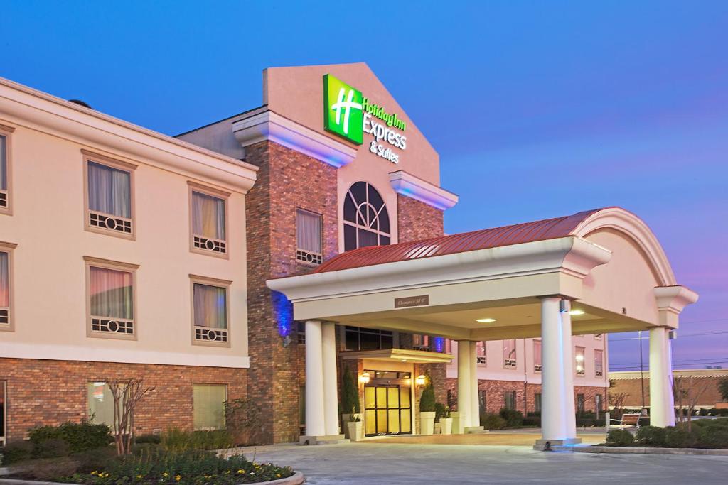 Holiday Inn Express Hotel and Suites Conroe an IHG Hotel Main image 1